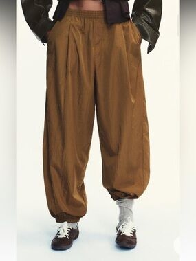 Zara Caramel Balloon Pants